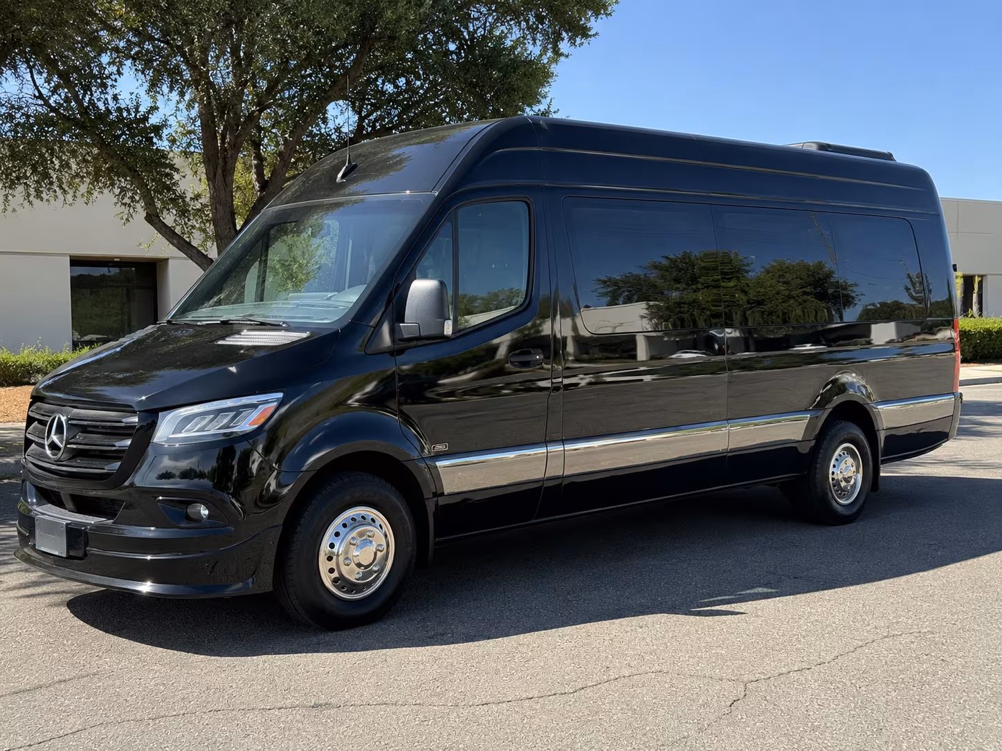 bloomfield airport transportation onboard seating