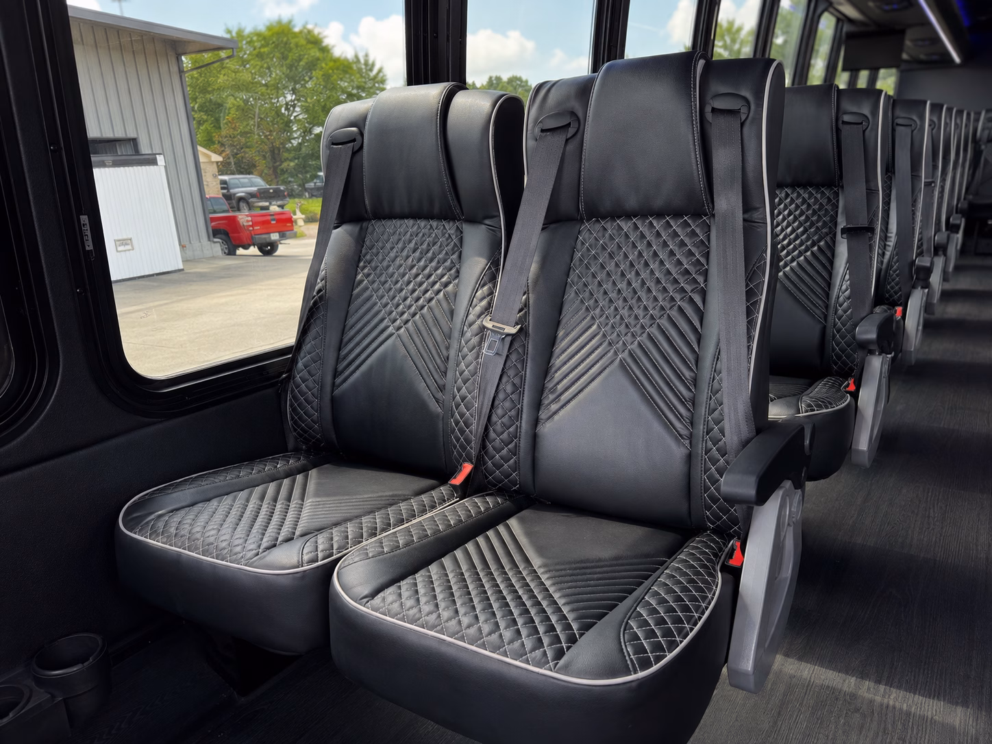 bloomfield bus rental service area
