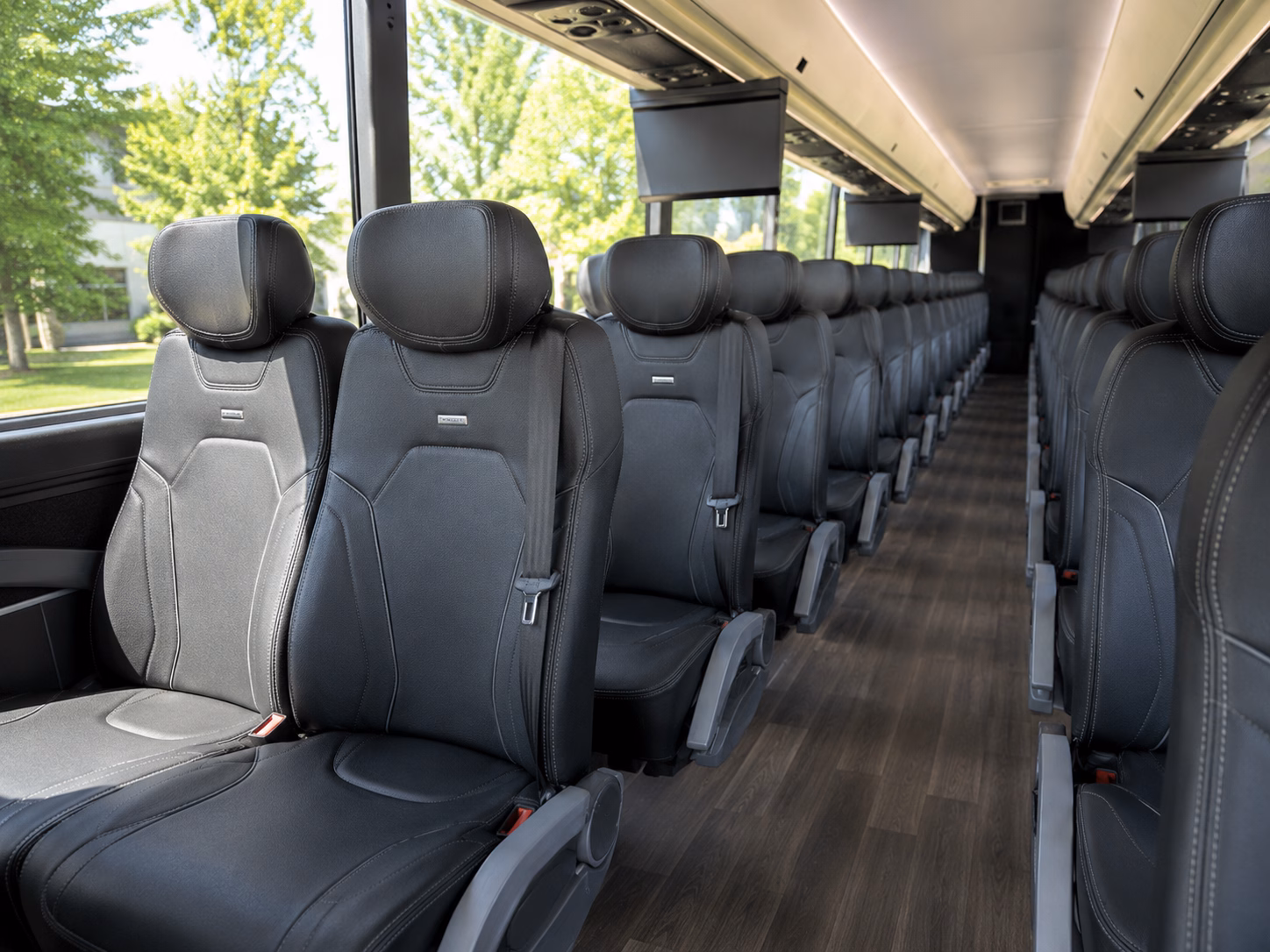 party buses and minibuses for bachelorette wine tours in bloomfield